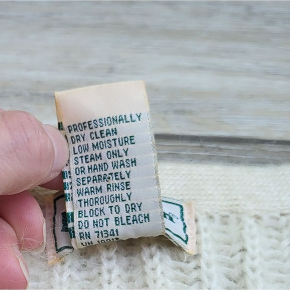 Vintage LL Bean Sweater Women Cardigan Vneck Button Mohair Wool Blend Ivory - Picture 5 of 11